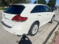 2011 Toyota Venza AWD 4dr,excellent conditions,super clean, one owner,clean carfax,safety certificat... (image 8)