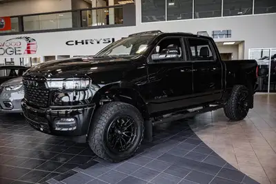 This Ram 1500 has a dependable Twin Turbo Regular Unleaded I-6 3.0 L/183 engine powering this Automa...