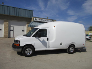 2015 Chevrolet Express 3500 CUBE