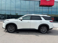 2022 NISSAN PATHFINDER SL PREMIUM PACKAGE 4WD | REMOTE START | 360 CAMERA | BOSE SPEAKERS - Heads up... (image 2)