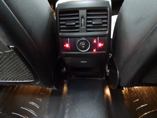 2016 MERCEDES-BENZ GLE 350d 4MATIC, TOIT, NAVI, JAMAIS ACCIDENTÉ in Cars & Trucks in City of Montréal - Image 29