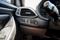 Heated Steering Wheel, Aluminum Wheels, Apple CarPlay, Android Auto, Heated Seats! 6 LOCATIONS KINGS... (image 9)