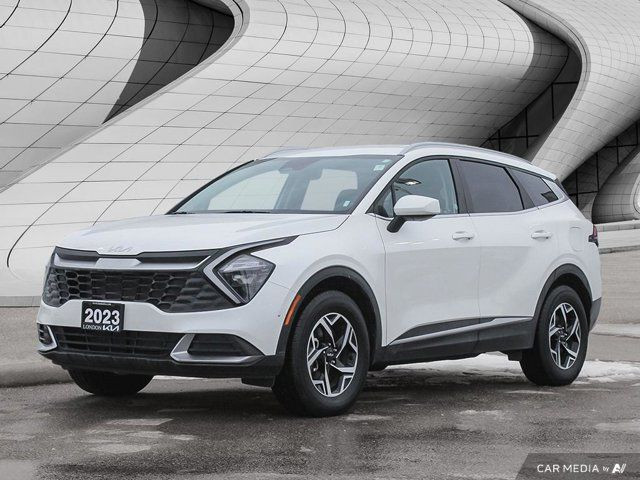 2023 Kia Sportage LX in Cars & Trucks in London