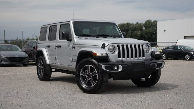 2023 Jeep Wrangler Sahara 4x4 | Navigation | Apple CarPlay |S in Cars & Trucks in Guelph