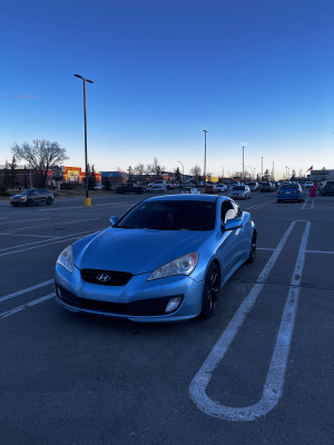 2010 Hyundai Genesis Coupe -