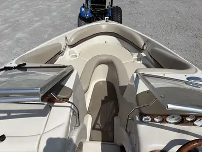 In Stock - 2003 19ft Larson LXI 190 Powered by a Mercruiser 4.3L Engine with Only 373 Hours! Financi...
