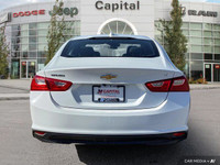 Your next comfortable and connected ride is here! Check out this fantastic *2023 Chevrolet Malibu* -... (image 4)
