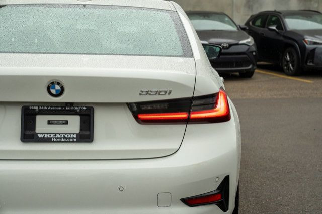 2021 BMW 3 Series 330i xDrive in Cars & Trucks in Edmonton - Image 4