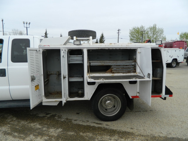 2011 Ford F-550 XLT F550 READY FOR WORK /6.7L POWER STROKE DIESE in Cars & Trucks in Edmonton - Image 3
