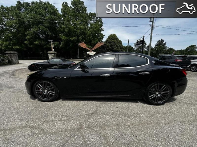 2015 Maserati Ghibli S Q4 | LOW MILEAGE | LOADED | SQ4 in Cars & Trucks in London - Image 2
