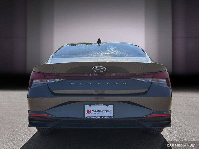 2023 Hyundai Elantra Preferred w/Tech Pkg | Sunroof | Carplay in Cars & Trucks in Cambridge - Image 4