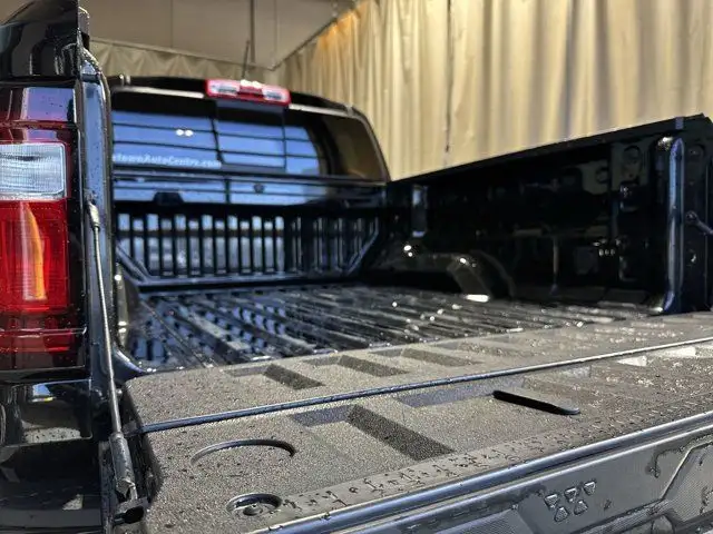 2023 GMC Canyon AT4 | Remote Start | Heated Seats in Cars & Trucks in Edmonton - Image 19