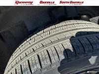 CREW CAB 4X4, CLOTH/VINYL FRONT HEATED BUCKET SEATS, 22X9'' BLACK-PAINTED ALUMINUM RIMS, GPS NAVIGAT... (image 6)