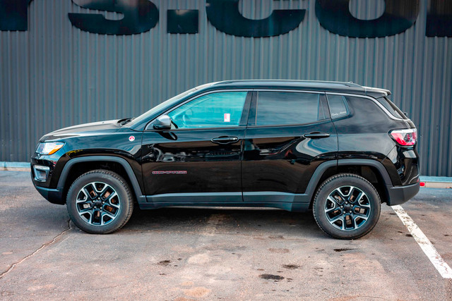 2021 Jeep Compass Trailhawk TRAILHAWK SAFETY GROUP in Cars & Trucks in Kamloops - Image 4