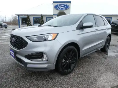 Leather, Backup Camera, Power Liftgate, Apple CarPlay / Android Auto, Heated Seats, AWD, Non Smoker,...