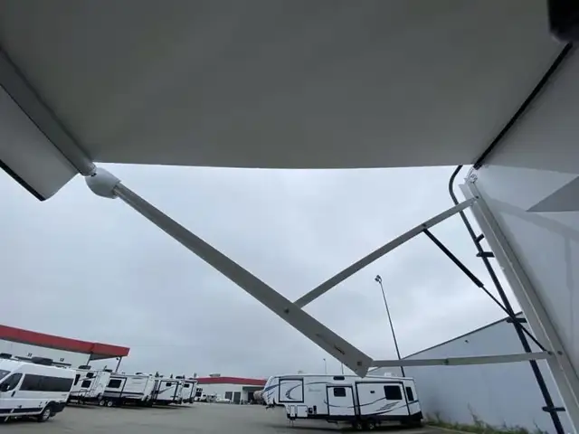 2024 Thor Motor Coach Four Winds 25V in RVs & Motorhomes in Abbotsford - Image 34