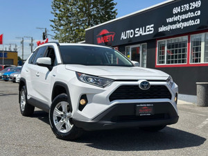 2020 Toyota RAV 4 XLE Hybrid 4WD 1 Year FREE Service! FREE Warranty!!