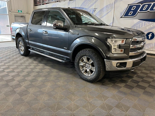 2017 Ford F-150 LARIAT 502A | PANO ROOF | MAX TOW | HTD STS & WH in Cars & Trucks in Lloydminster - Image 2