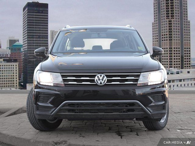 2021 Volkswagen Tiguan Trendline AWD | Apple CarPlay | Blind in Cars & Trucks in Calgary - Image 2
