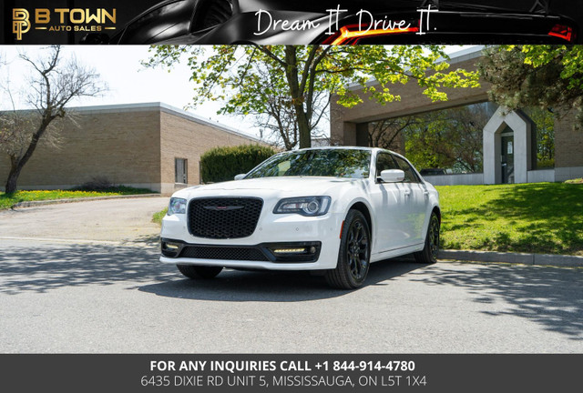 2022 Chrysler 300 300S AWD in Cars & Trucks in Mississauga / Peel Region