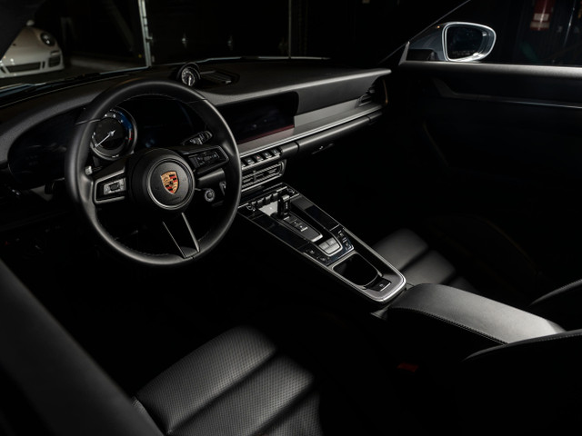 2023 Porsche 911 2023 911 Carrera S Coupe - Certifié Porsche in Cars & Trucks in Québec City - Image 4