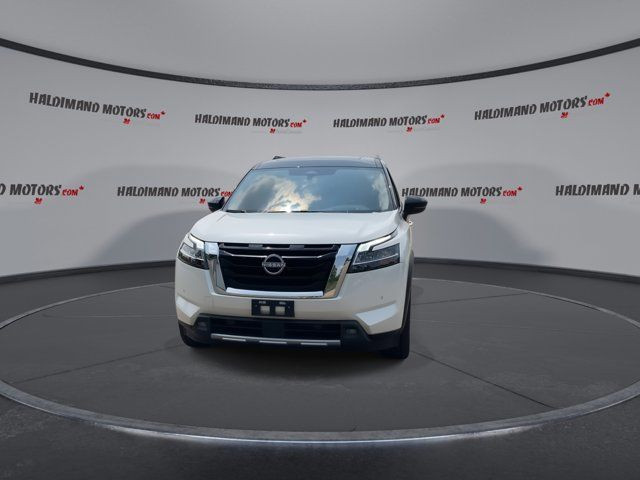 2024 Nissan Pathfinder Platinum in Cars & Trucks in Hamilton - Image 3
