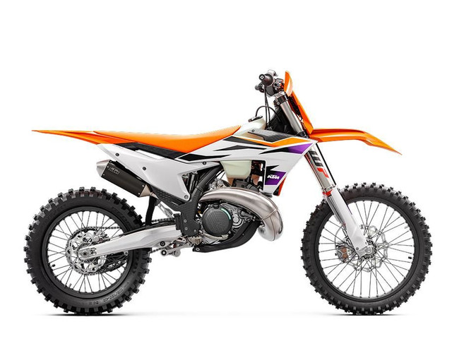 2024 KTM 250 XC in Dirt Bikes & Motocross in City of Montréal - Image 2