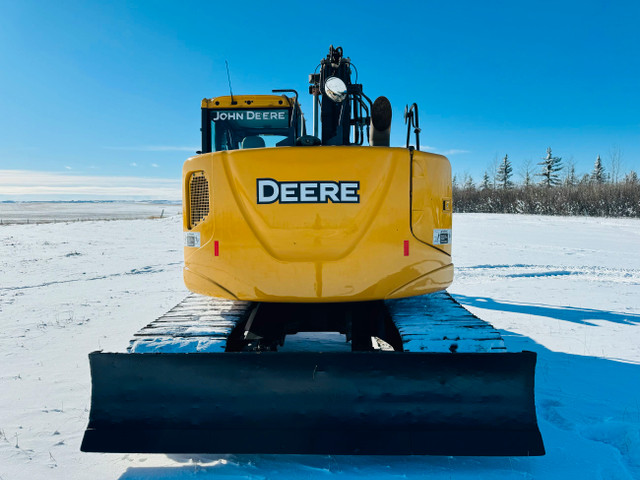 2016 DEERE 135G EXCAVATOR  in Heavy Equipment in Calgary - Image 4