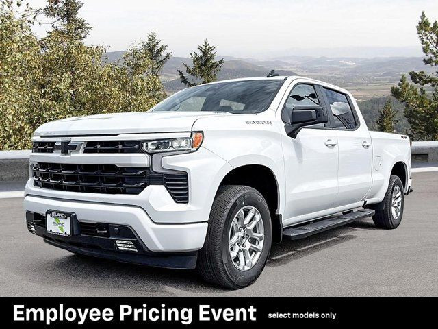 2025 Chevrolet Silverado 1500 RST | Running Boards in Cars & Trucks in Cowichan Valley / Duncan