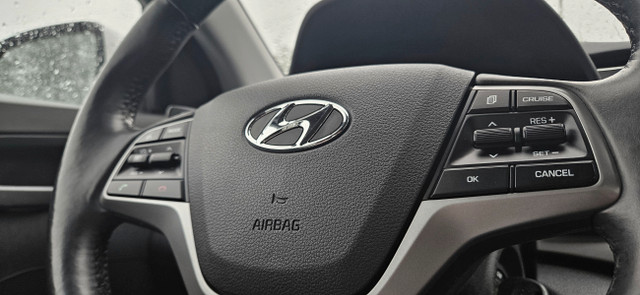 2017 Hyundai Elantra GL in Cars & Trucks in Ottawa - Image 4