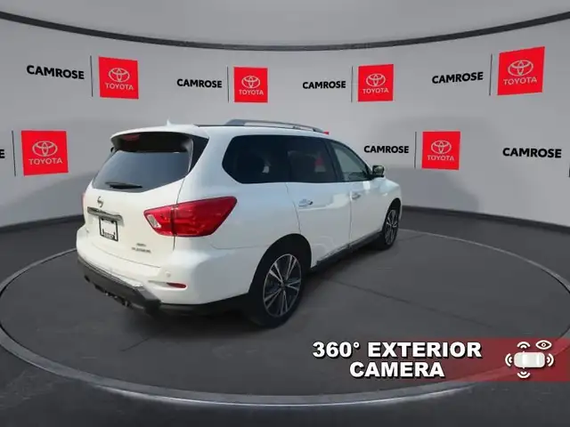 2019 Nissan Pathfinder 4x4 Platinum - Sunroof in Cars & Trucks in Edmonton - Image 9