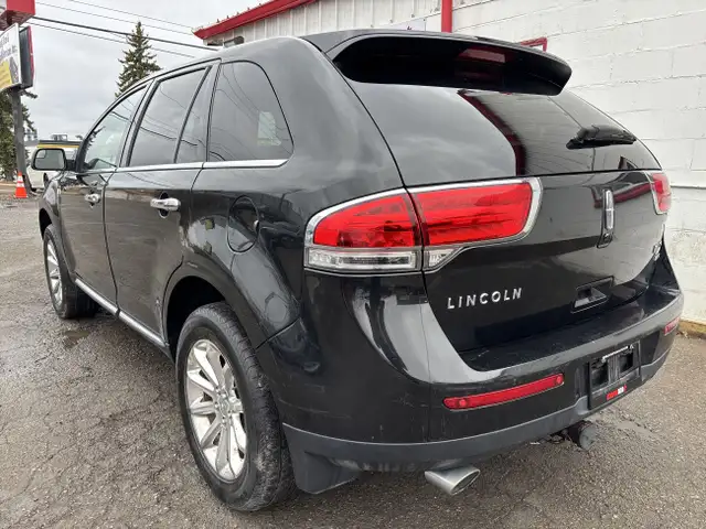 2013 Lincoln MKX AWD | LEATHER HEATED AND COOLED SEATS | SUNROOF in Cars & Trucks in Calgary - Image 7