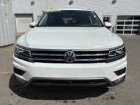 This Volkswagen Tiguan delivers a Intercooled Turbo Regular Unleaded I-4 2.0 L/121 engine powering t... (image 3)