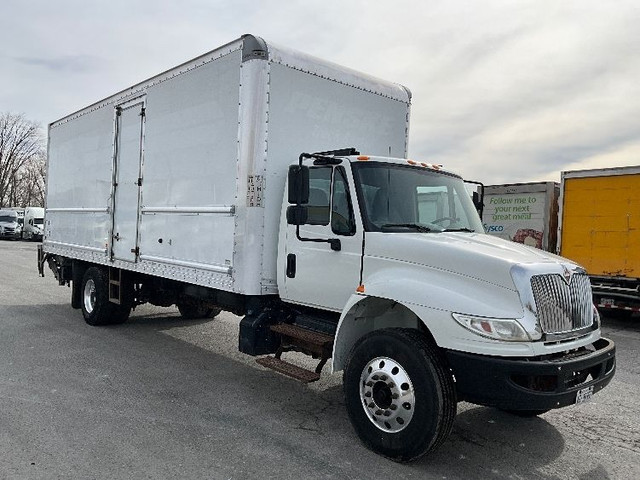 2018 International 4300 DURAPLAT in Heavy Trucks in Moncton