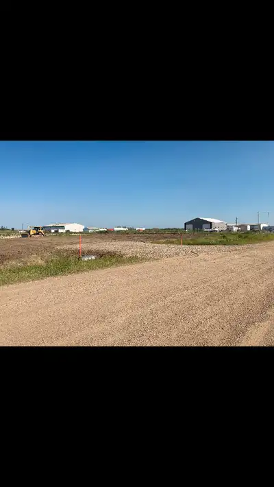 5 Industrial Acres available in Lloydminster for sale or lease!! Located close in Kams Industrial Pa...