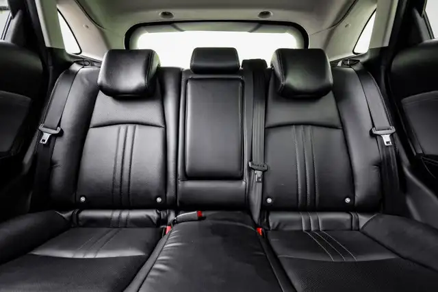 2021 Mazda CX-3 GT • SUNROOF • HUD • HEATED LEATHER • BOSE AUDIO in Cars & Trucks in Cornwall - Image 33