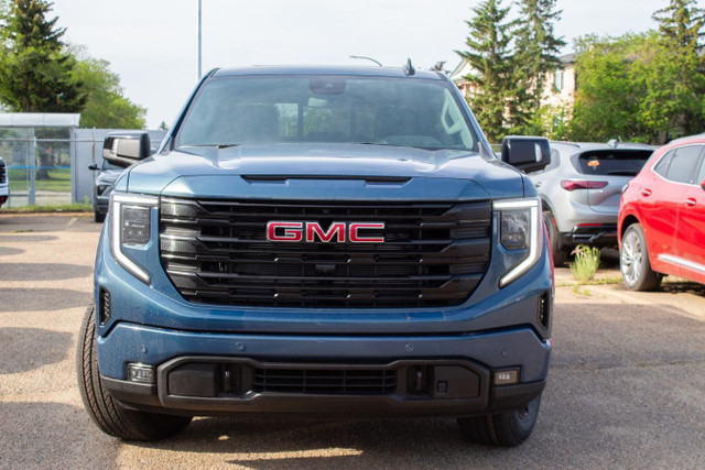 2025 GMC Sierra 1500 Elevation Crew 4WD in Cars & Trucks in Edmonton - Image 3