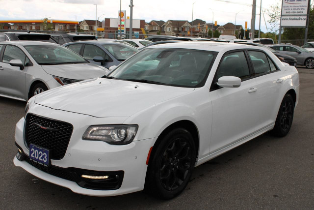 2023 Chrysler 300 300S in Cars & Trucks in Mississauga / Peel Region - Image 3
