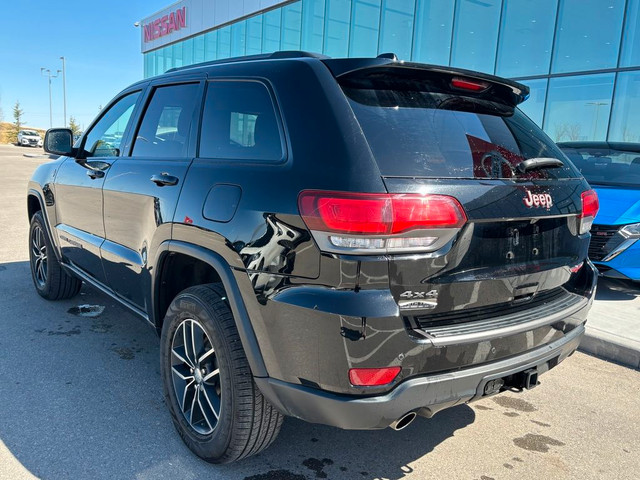 2017 Jeep Grand Cherokee Trailhawk 4WD | One Owner | Remote Star in Cars & Trucks in Calgary - Image 4