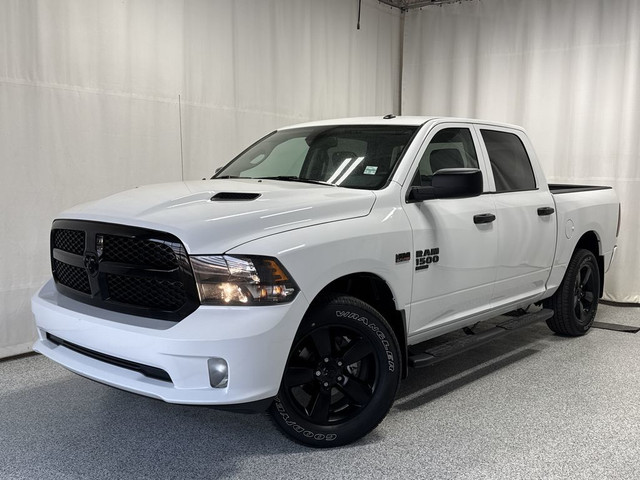 2022 Ram 1500 Classic Express Night Edition 4X4 - Backup Camera, in Cars & Trucks in Strathcona County - Image 3