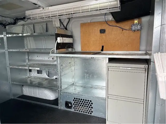 2018 Ford Transit Van T-250 Ladder Racks Shelves Power Inverter 62863211694850124
