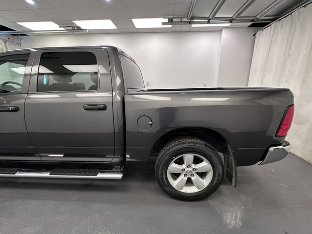 2020 RAM 1500 Classic ST 3.6L V6 - Crew Cab - 6 Passenger - 2... in Cars & Trucks in Lethbridge - Image 3