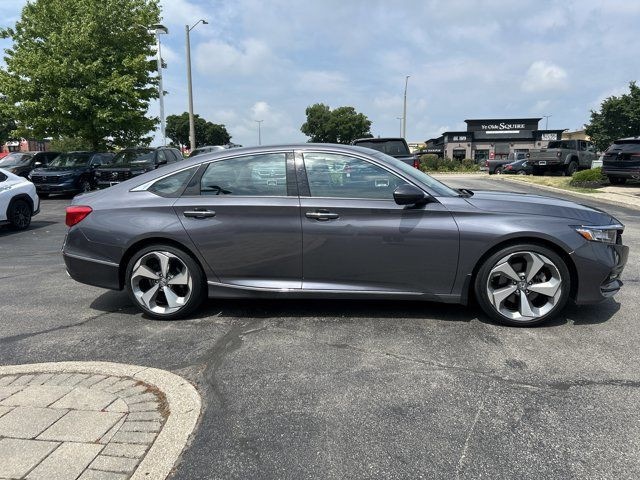 2019 Honda Accord Sedan Touring in Cars & Trucks in Hamilton - Image 4
