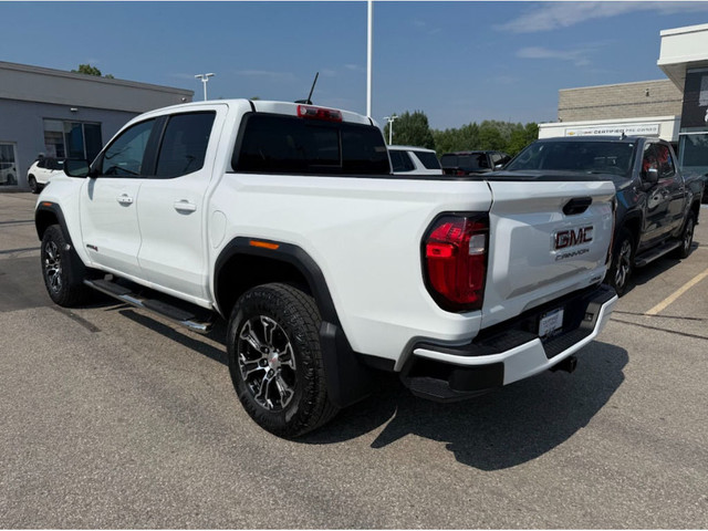 2023 GMC Canyon AT4- 2 Inch Factory Lift | Sunroof in Cars & Trucks in Markham / York Region - Image 3