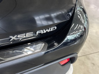Le Toyota Highlander XSE 2024 est une version plus sportive et stylisée du populaire VUS intermédiai... (image 6)