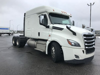 2019 Freightliner T12664ST