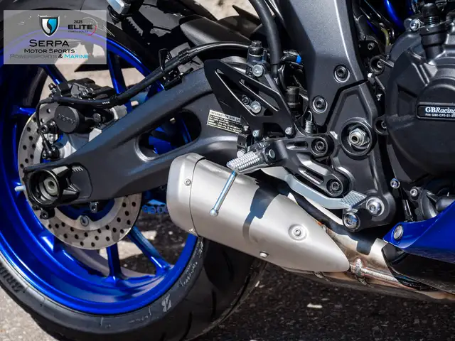 2025 Yamaha YZF-R7 LOTS OF ACCESSORIES!! in Sport Bikes in Markham / York Region - Image 9