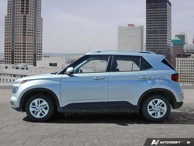 2022 Hyundai Venue Preferred | No Accidents | Apple CarPlay in Cars & Trucks in Calgary - Image 4