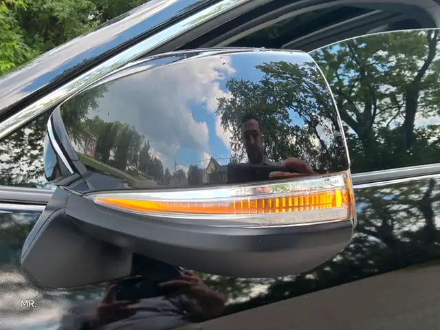 2019 Toyota RAV4 XLE Sunroof , Leather Heated Seats,Heated Steri in Cars & Trucks in City of Toronto - Image 12
