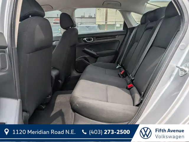 2022 Honda Civic Sedan LX CVT Sedan for sale dans Autos et camions dans Calgary - Image 20